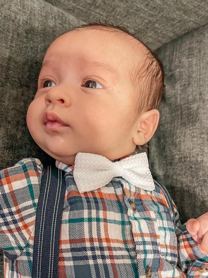 3" Piglet Bow Tie